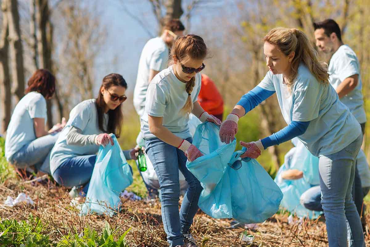 Community Efforts and Local Resilience in the Face of Disaster