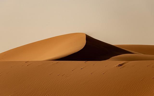 Eye of the Sahara: Mauritania’s giant rock dome that towers over the desert – Livescience.com
