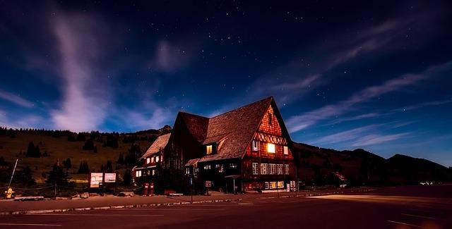 Experiences both ‘Wild’ and mild at South Africa’s GweGwe Beach Lodge – Travel Weekly
