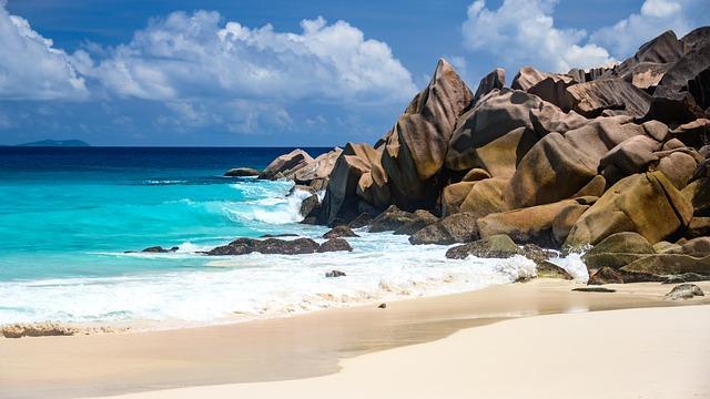 Seychelles' Leaders Call for Unified Action Against Climate-Related Threats