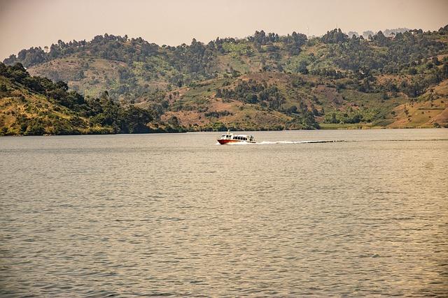 Troubled waters: life on the edge of Africa’s Lake Kivu – in pictures – The Guardian