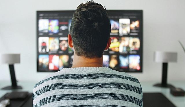 Viewing Options for Fans: Television and Online Platforms