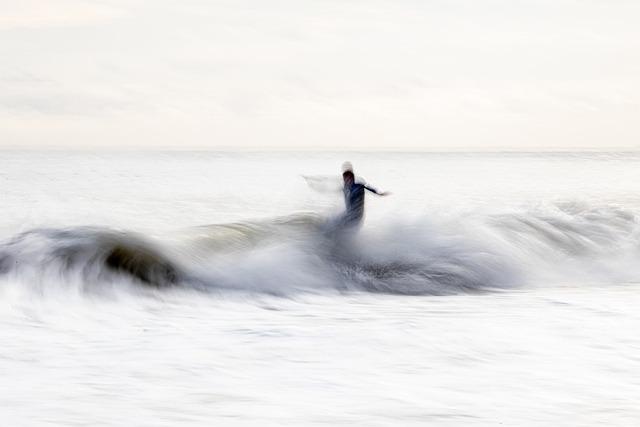 Diving into the Ecological Impact of Surfing on coastal Communities