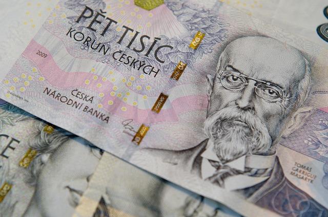 South African Finance Minister Says Stable Politics Buoying Rand – Bloomberg