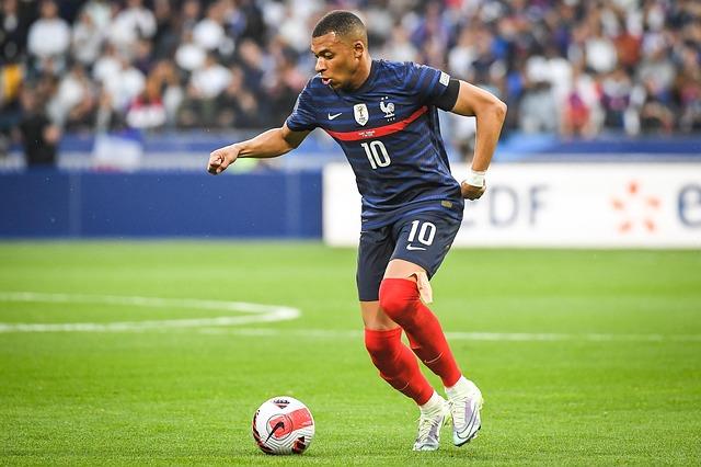 Kylian Mbappé Steps Up: The impact of His Captaincy on Team Morale