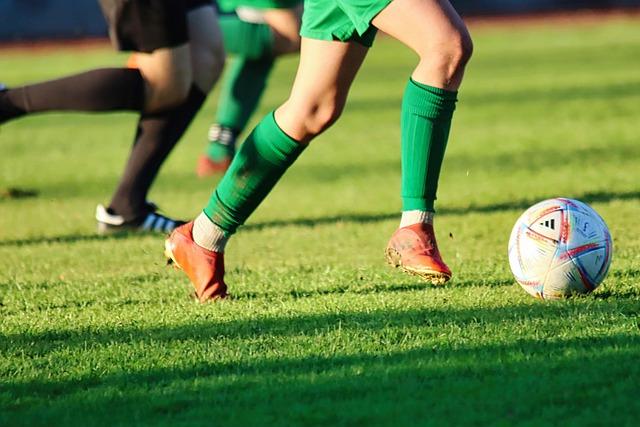 Fan Reactions and Support: The Role of Community in Women’s Football
