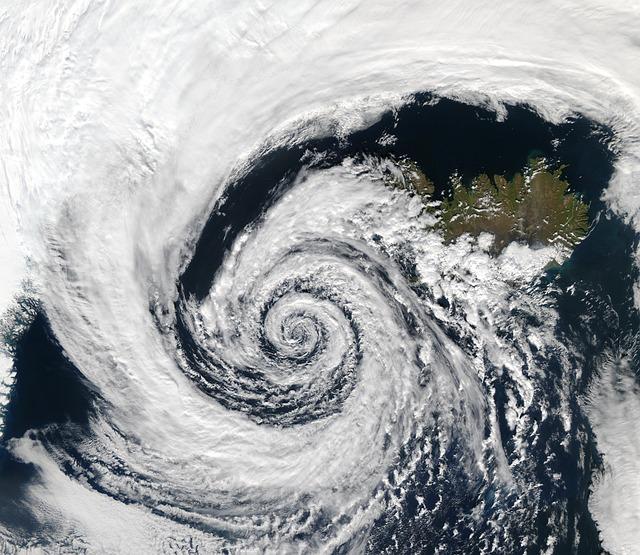 Impact of Cyclone Garance on Reunion Island's Communities
