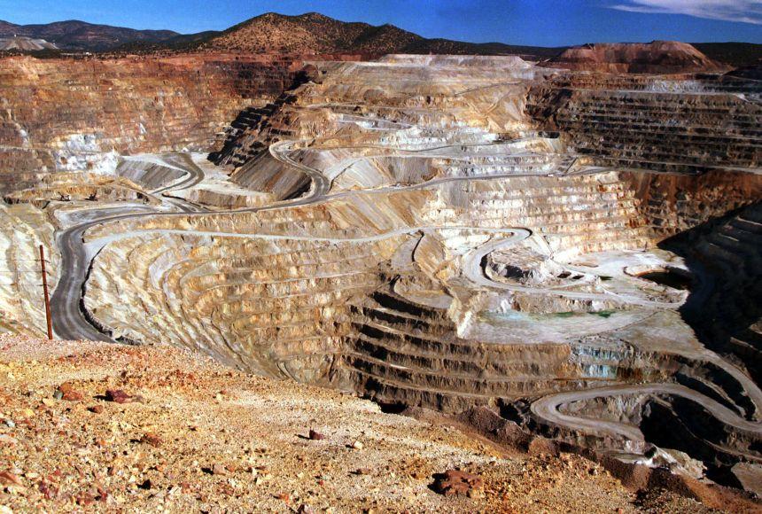 Challenges Ahead: Navigating political and Environmental Concerns in Mineral Extraction