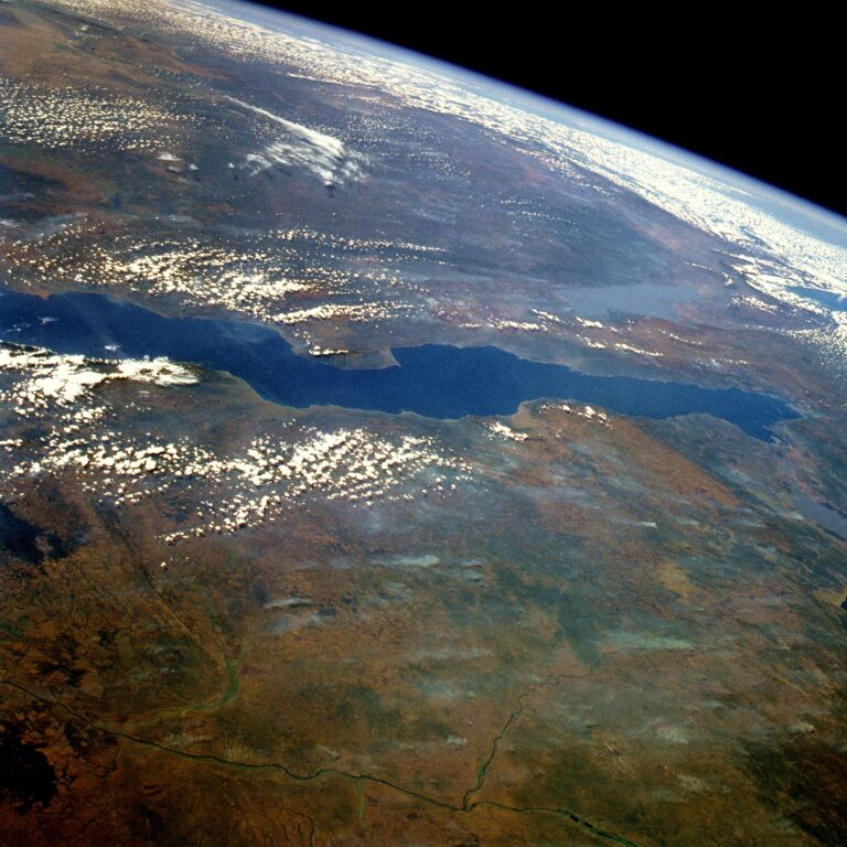 Lake Tanganyika reaches record levels, submerging parts of Burundi – African Arguments