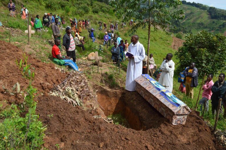 Funeral ceremony held for victims of Equatorial Guinea explosions – Africanews