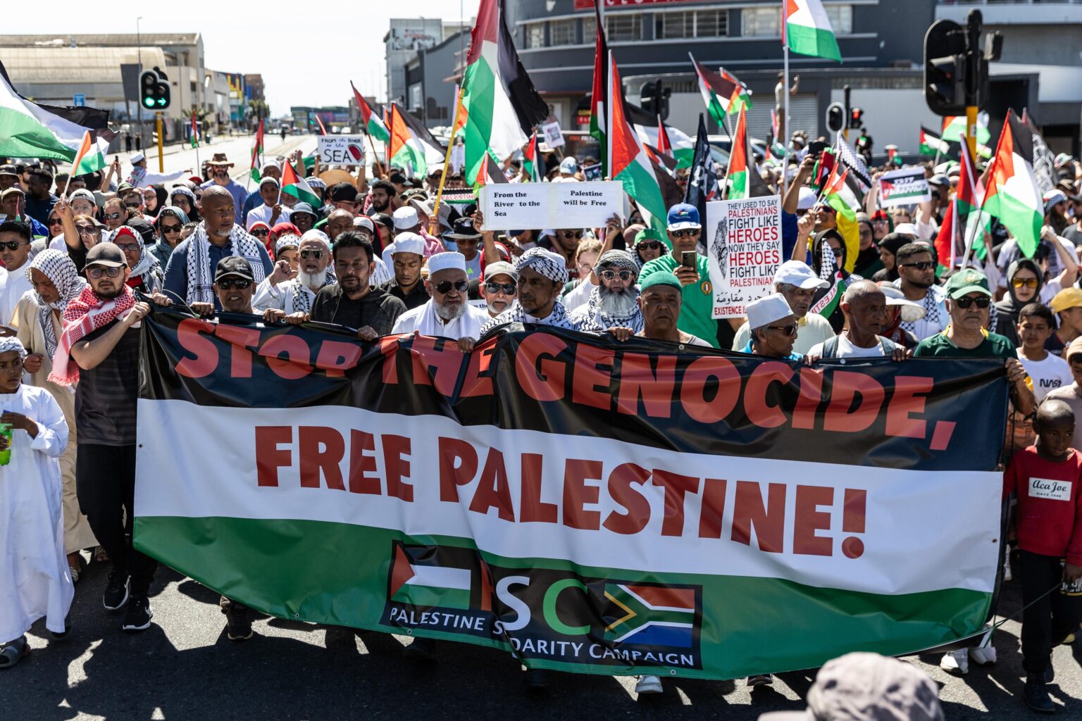 Powerful Voices Unite: Hundreds Rally for Gaza in Historic Senegal Protest