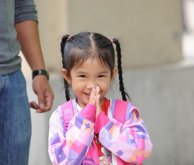 Cameroon’s New AFCON 2025 Kits Ignite Heated Debate Among Fans Cameroon: New kits for AFCON 2025 spark division – Foot Africa